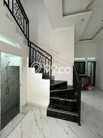 For Sale Rumah 3 Kamar Lokasi Strategis Nyaman dan Strategis di Kramat Jati For Sale Rumah 3 Kamar Lokasi Strategis Nyaman dan Strategis di Kramat Jati