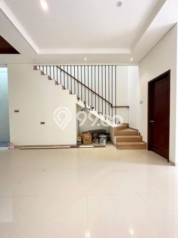 Hunian Eksklusif Best Area di Jakarta Timur, DKI Jakarta Hunian Eksklusif Best Area di Jakarta Timur, DKI Jakarta