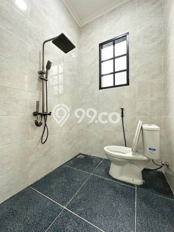 For Sale Rumah 3 Kamar Lokasi Ideal Nyaman dan Strategis di Kramat Jati For Sale Rumah 3 Kamar Lokasi Ideal Nyaman dan Strategis di Kramat Jati