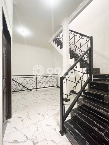 Dijual Rumah Strategis Bagus Punya 3 KT di Kramat Jati Jakarta Timur SHM Dijual Rumah Strategis Bagus Punya 3 KT di Kramat Jati Jakarta Timur SHM