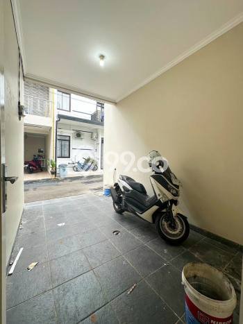 Jual Rumah Strategis Bagus Punya 3 KT di Kramat Jati Jakarta Timur SHM Jual Rumah Strategis Bagus Punya 3 KT di Kramat Jati Jakarta Timur SHM
