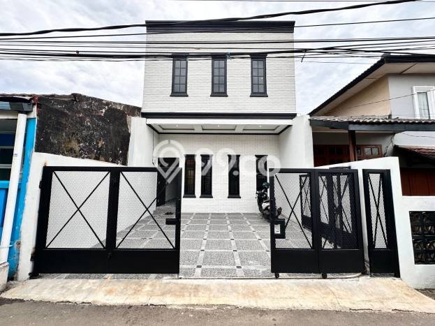 Dijual Rumah 4 Kamar Lokasi Ideal Nyaman dan Strategis di Cinere Dijual Rumah 4 Kamar Lokasi Ideal Nyaman dan Strategis di Cinere
