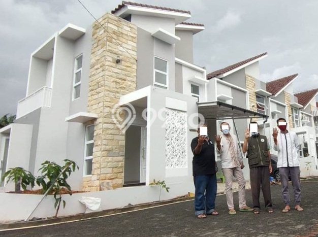 Jual Rumah Strategis Bagus Punya 2 KT di Pancoran Mas Depok SHM Jual Rumah Strategis Bagus Punya 2 KT di Pancoran Mas Depok SHM