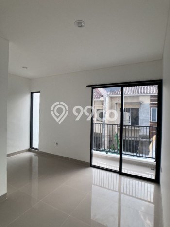 Rumah Strategis Minimalis Lb 64m2 di Ciracas, Jakarta Timur Rumah Strategis Minimalis Lb 64m2 di Ciracas, Jakarta Timur