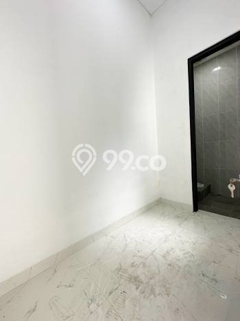 Rumah Strategis Minimalis Lb 165m2 di Kramat Jati, Jakarta Timur Rumah Strategis Minimalis Lb 165m2 di Kramat Jati, Jakarta Timur