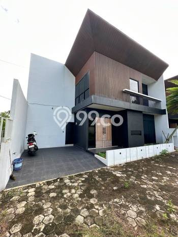 Jual Rumah Eksklusif 4 KT di Caman, Bekasi Jual Rumah Eksklusif 4 KT di Caman, Bekasi