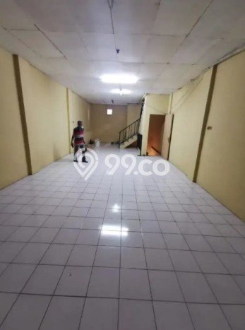 Ruko Bagus Dijual LB 300m2 Lokasi Strategis Depok Area Cocok untuk Berbisnis Ruko Bagus Dijual LB 300m2 Lokasi Strategis Depok Area Cocok untuk Berbisnis