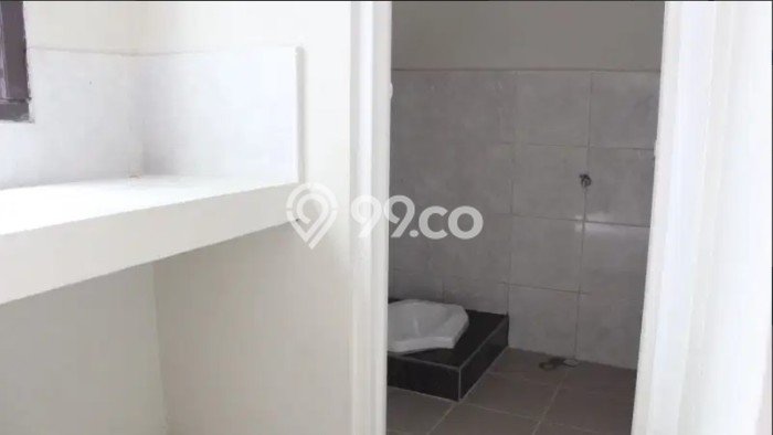 Komersial Bagus LT 647m2 LB 400m2 Dijual di Cinere Depok Komersial Bagus LT 647m2 LB 400m2 Dijual di Cinere Depok