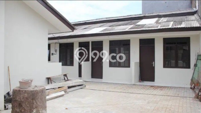 Komersial Bagus LT 647m2 LB 400m2 Dijual di Cinere Depok Komersial Bagus LT 647m2 LB 400m2 Dijual di Cinere Depok