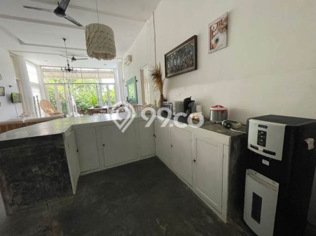 Vila di , Luas 401m2m², Akses ke Pusat Kota Vila di , Luas 401m2m², Akses ke Pusat Kota