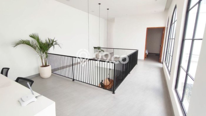 HARGA TERBAIK! Vila di , Ukuran 245m2m², Lingkungan Elite dengan keamanan terjaga HARGA TERBAIK! Vila di , Ukuran 245m2m², Lingkungan Elite dengan keamanan terjaga