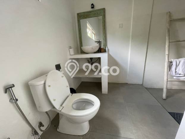 Vila di , Luas 401m2m², Akses ke Pusat Kota Vila di , Luas 401m2m², Akses ke Pusat Kota