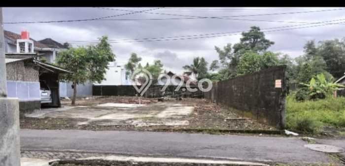 Tanah untuk Dijual di Depok Sleman Luas 600m2 Tanah untuk Dijual di Depok Sleman Luas 600m2