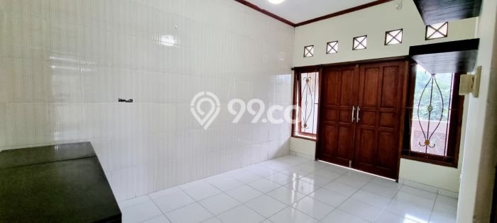 Rumah Strategis Modern Lb 180m2 di Kalasan, Sleman Rumah Strategis Modern Lb 180m2 di Kalasan, Sleman