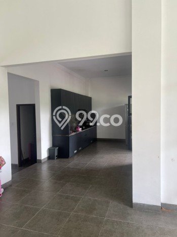FOR SALE! Vila di Turi, Luas 891m2m², Posisi Strategis FOR SALE! Vila di Turi, Luas 891m2m², Posisi Strategis