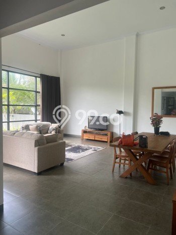 FOR SALE! Vila di Turi, Luas 891m2m², Posisi Strategis FOR SALE! Vila di Turi, Luas 891m2m², Posisi Strategis