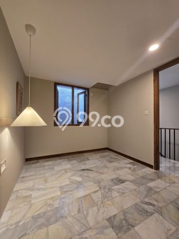 Jual Rumah Mewah Elegan Dengan View Cantik di Rawamangun, Jakarta Timur Jual Rumah Mewah Elegan Dengan View Cantik di Rawamangun, Jakarta Timur