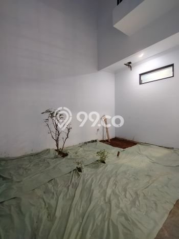 Rumah Modern 3 KT di Pondok Kelapa Jakarta Timur Unfurnished Rumah Modern 3 KT di Pondok Kelapa Jakarta Timur Unfurnished