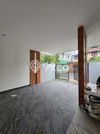 Rumah Modern 4 Kamar LT 70m2 di Pondok Kelapa Rumah Modern 4 Kamar LT 70m2 di Pondok Kelapa
