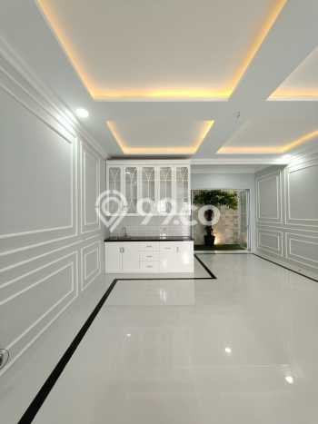 For Sale Rumah Elit Exclusive di Duren Sawit, Jakarta Timur For Sale Rumah Elit Exclusive di Duren Sawit, Jakarta Timur