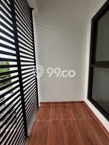 Rumah Strategis Modern Lb 130m2 di Ciputat, Tangerang Selatan Rumah Strategis Modern Lb 130m2 di Ciputat, Tangerang Selatan