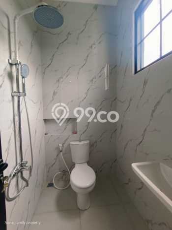 Ready to Use! Premium House LT 204m2 Desain Modern di Joglo Ready to Use! Premium House LT 204m2 Desain Modern di Joglo