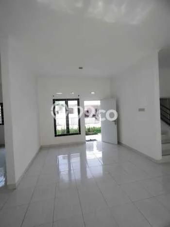 Rumah Strategis Minimalis Lb 111m2 di Ciputat, Tangerang Selatan Rumah Strategis Minimalis Lb 111m2 di Ciputat, Tangerang Selatan