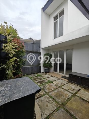 Rumah Modern Cantik 3 Kamar Siap Huni di Duren Sawit Rumah Modern Cantik 3 Kamar Siap Huni di Duren Sawit
