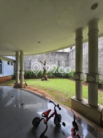 Rumah Luxury Modern Siap Huni di Pondok Kelapa Jakarta Timur Rumah Luxury Modern Siap Huni di Pondok Kelapa Jakarta Timur