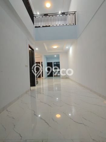 Rumah Modern 3 KT di Pondok Kelapa Jakarta Timur Unfurnished Rumah Modern 3 KT di Pondok Kelapa Jakarta Timur Unfurnished