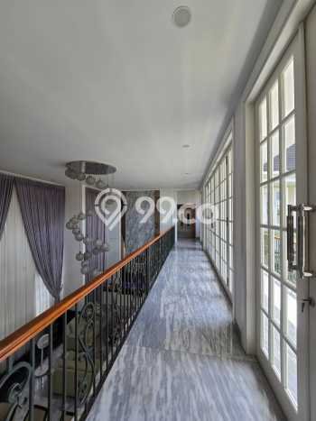 Hunian Elit LB 650m2 Siap Pakai Desain Elegan di Condet, Jakarta Timur Hunian Elit LB 650m2 Siap Pakai Desain Elegan di Condet, Jakarta Timur