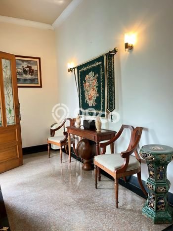 Siap Huni Hunian Elit 6 Kamar di Tebet Dekat ke Mana Pun Siap Huni Hunian Elit 6 Kamar di Tebet Dekat ke Mana Pun