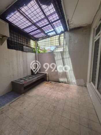 Rumah Modern 4 KT di Jatiwaringin Jakarta Timur Unfurnished Rumah Modern 4 KT di Jatiwaringin Jakarta Timur Unfurnished