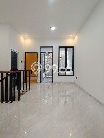 Dijual Rumah 3 Kamar Lokasi Strategis Bagus dan Strategis di Ciracas Dijual Rumah 3 Kamar Lokasi Strategis Bagus dan Strategis di Ciracas