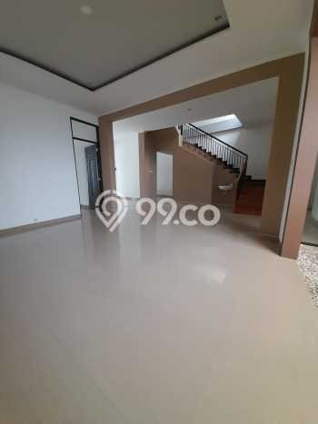 Rumah Luxury Modern Siap Huni di Pejompongan Jakarta Pusat Rumah Luxury Modern Siap Huni di Pejompongan Jakarta Pusat