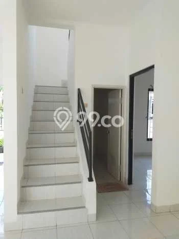 Rumah Strategis Minimalis Lb 111m2 di Ciputat, Tangerang Selatan Rumah Strategis Minimalis Lb 111m2 di Ciputat, Tangerang Selatan