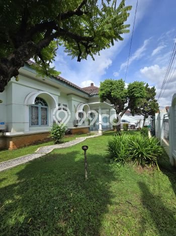 Rumah Luxury Modern Siap Huni di Pondok Kelapa Jakarta Timur Rumah Luxury Modern Siap Huni di Pondok Kelapa Jakarta Timur
