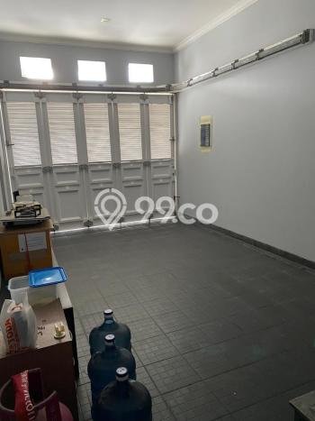 Jual Rumah Mewah Elegan Dengan View Cantik di Pulomas, Jakarta Timur Jual Rumah Mewah Elegan Dengan View Cantik di Pulomas, Jakarta Timur