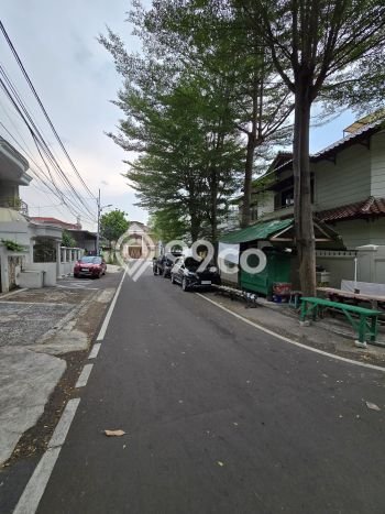 Hunian Mewah Dijual LT 305m2 di Cempaka Putih, Jakarta Pusat Hunian Mewah Dijual LT 305m2 di Cempaka Putih, Jakarta Pusat