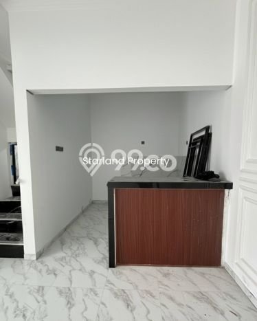 Rumah Luas Asri 3 KT Siap Huni di Bintaro Tangerang Selatan Rumah Luas Asri 3 KT Siap Huni di Bintaro Tangerang Selatan