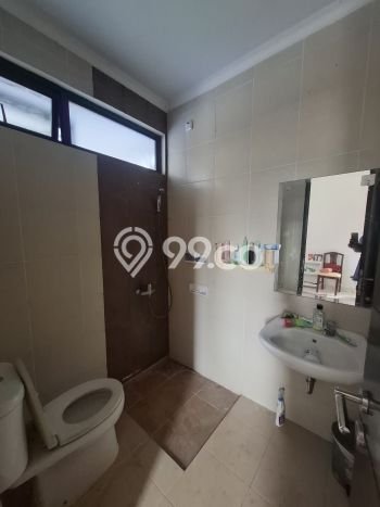 For Sale! Premium House LT 425m2 Desain Modern di Legenda Wisata For Sale! Premium House LT 425m2 Desain Modern di Legenda Wisata