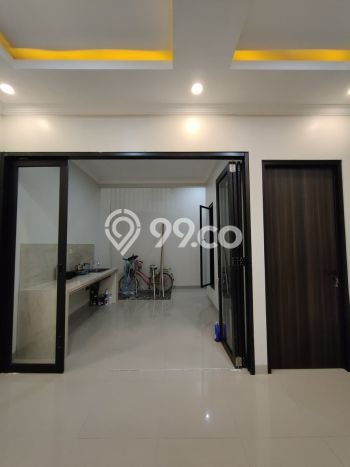 Hunian Elit LB 195m2 Siap Pakai Desain Elegan di Rawamangun, Jakarta Timur Hunian Elit LB 195m2 Siap Pakai Desain Elegan di Rawamangun, Jakarta Timur