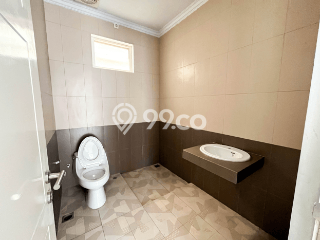 Ready to Use! Luxury House LT 402m2 Desain Elegan di Jatibening Ready to Use! Luxury House LT 402m2 Desain Elegan di Jatibening
