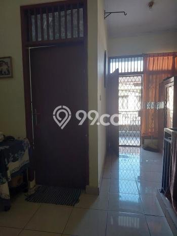 Rumah Luas Asri 3 KT Siap Pakai di Pondok Kelapa Jakarta Timur Rumah Luas Asri 3 KT Siap Pakai di Pondok Kelapa Jakarta Timur
