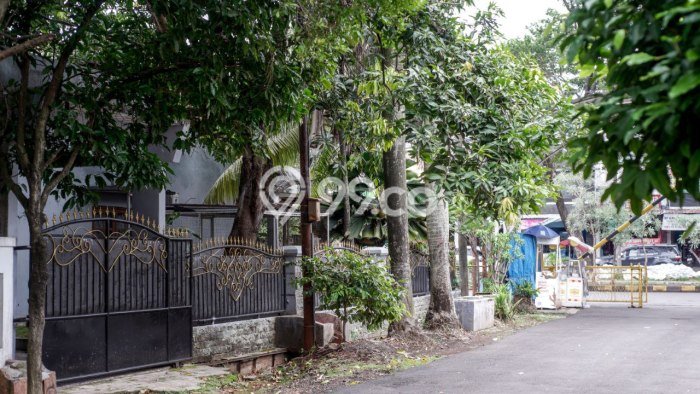 Siap Huni Rumah Mewah 4 Kamar di Bekasi Timur Dekat ke Mana Saja Siap Huni Rumah Mewah 4 Kamar di Bekasi Timur Dekat ke Mana Saja