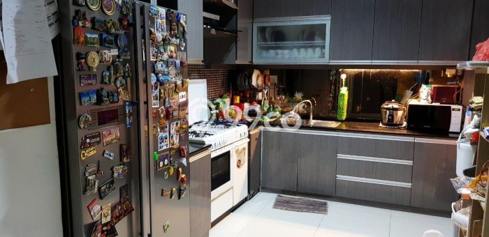 Rumah Modern 6 KT di Pondok Gede Bekasi Semi Furnished Rumah Modern 6 KT di Pondok Gede Bekasi Semi Furnished