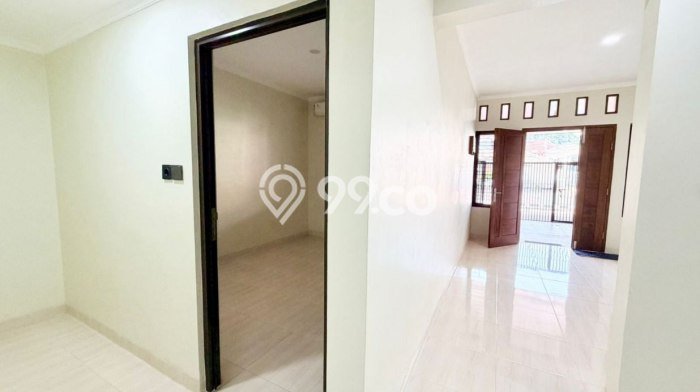 Disewakan segera rumah minimalis strategis 4 Kamar di Duren Sawit, Jakarta Timur Disewakan segera rumah minimalis strategis 4 Kamar di Duren Sawit, Jakarta Timur
