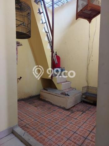 Rumah Luas Asri 3 KT Siap Pakai di Pondok Kelapa Jakarta Timur Rumah Luas Asri 3 KT Siap Pakai di Pondok Kelapa Jakarta Timur