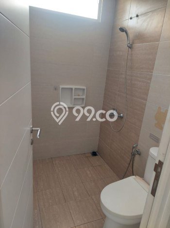 Disewakan! Rumah 3 Kamar Tidur &
3 Kamar Mandi di Harapan Indah, Bekasi Disewakan! Rumah 3 Kamar Tidur &
3 Kamar Mandi di Harapan Indah, Bekasi