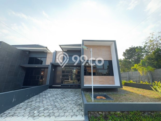 Dijual Rumah 3 Kamar Lokasi Strategis Nyaman dan Strategis di Semarang Barat Dijual Rumah 3 Kamar Lokasi Strategis Nyaman dan Strategis di Semarang Barat
